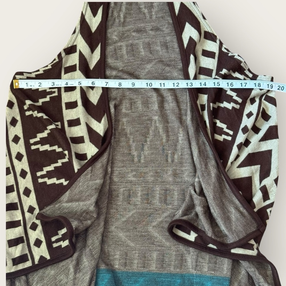 IM IN LOVE WITH DEREK Vest Southwestern Aztec Brown Tan Open Front S M - Picture 5 of 6
